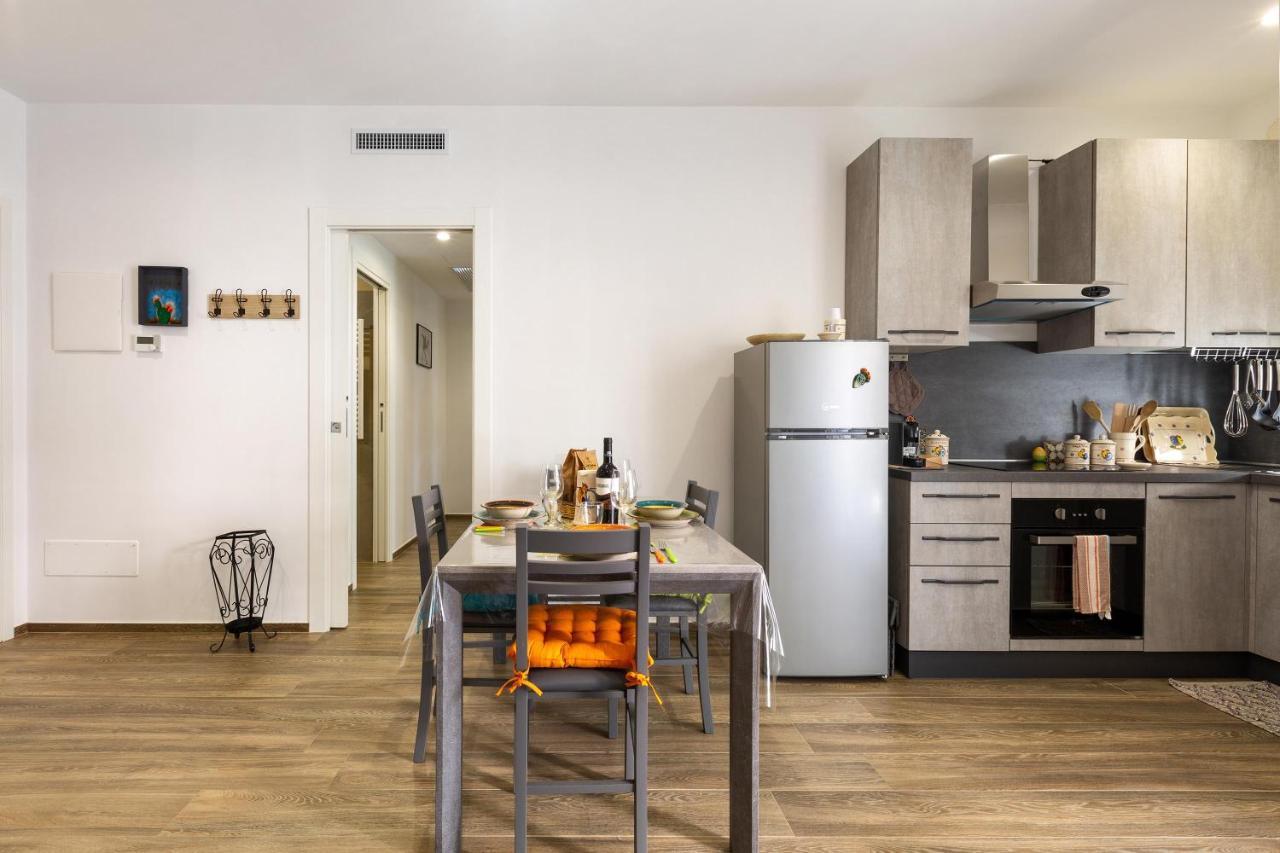 Conteduca Apartment By Barbarhouse Fasano Esterno foto